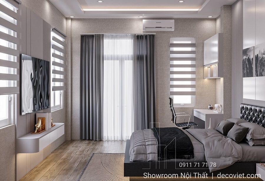 Cửa sổ lớn với rèm sang trọng trong phòng ngủ Nhà Bè