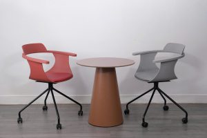 Bàn Cafe Chân Nhựa Nhỏ Gọn 145T