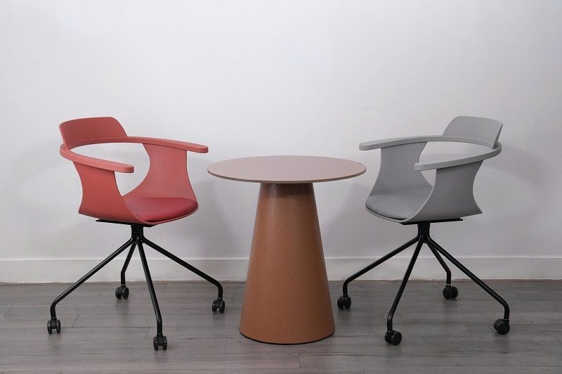 Bàn Cafe Chân Nhựa Nhỏ Gọn 145T