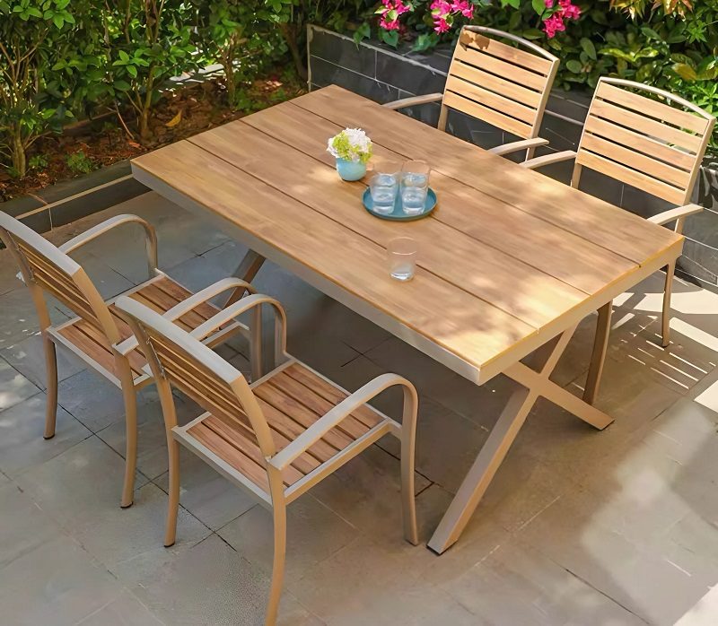Bàn Ghế Giả Gỗ Sân Vườn 2040T