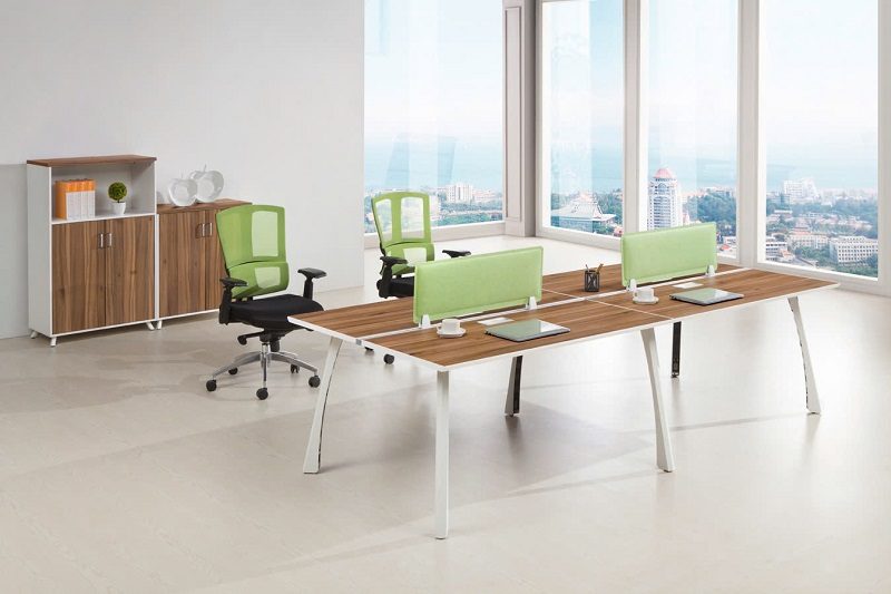 Bàn Làm Việc Chân Sắt 146T