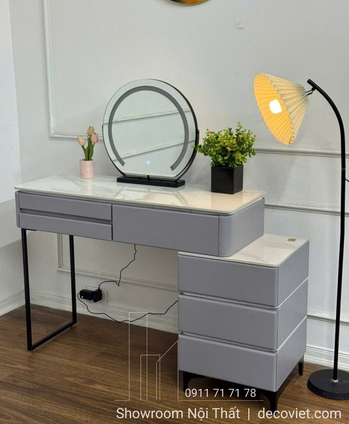 Bàn Trang Điểm Có Đèn 147S