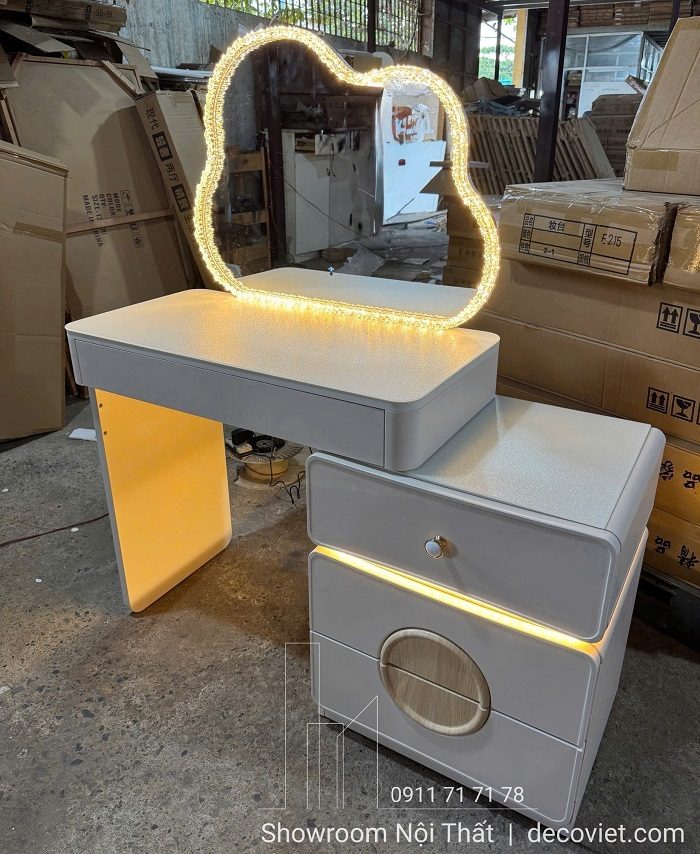 Bàn Trang Điểm Đẹp 149S