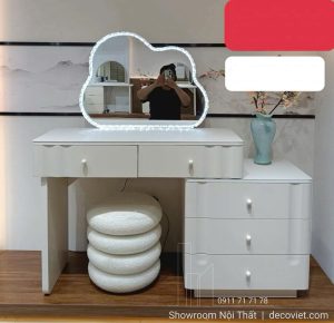 Bàn Trang Điểm Gỗ Đẹp 153S