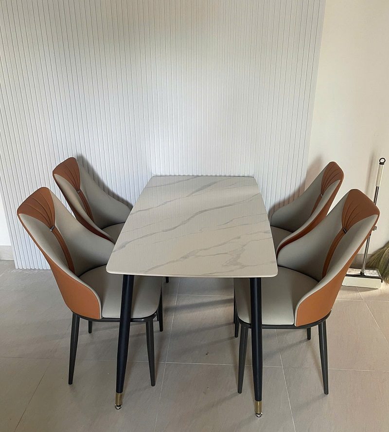 Bộ Bàn Ăn 4 Ghế Giá Rẻ 2494S