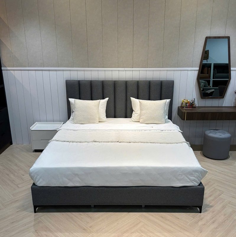 Giường Ngủ Bọc Vải 1m8 208T