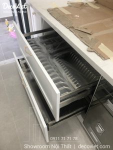 Thi Công Nội Thất Bán Cổ Điển Đẹp Sang