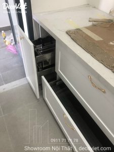 Thi Công Nội Thất Bán Cổ Điển Đẹp Sang